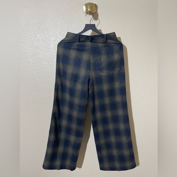 Sold - Picture 2 of 7